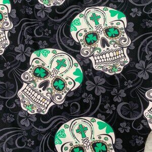 Green Lucky Shamrock Celtic Knot Skull Leggings Yoga Band St Patricks Day Outfit